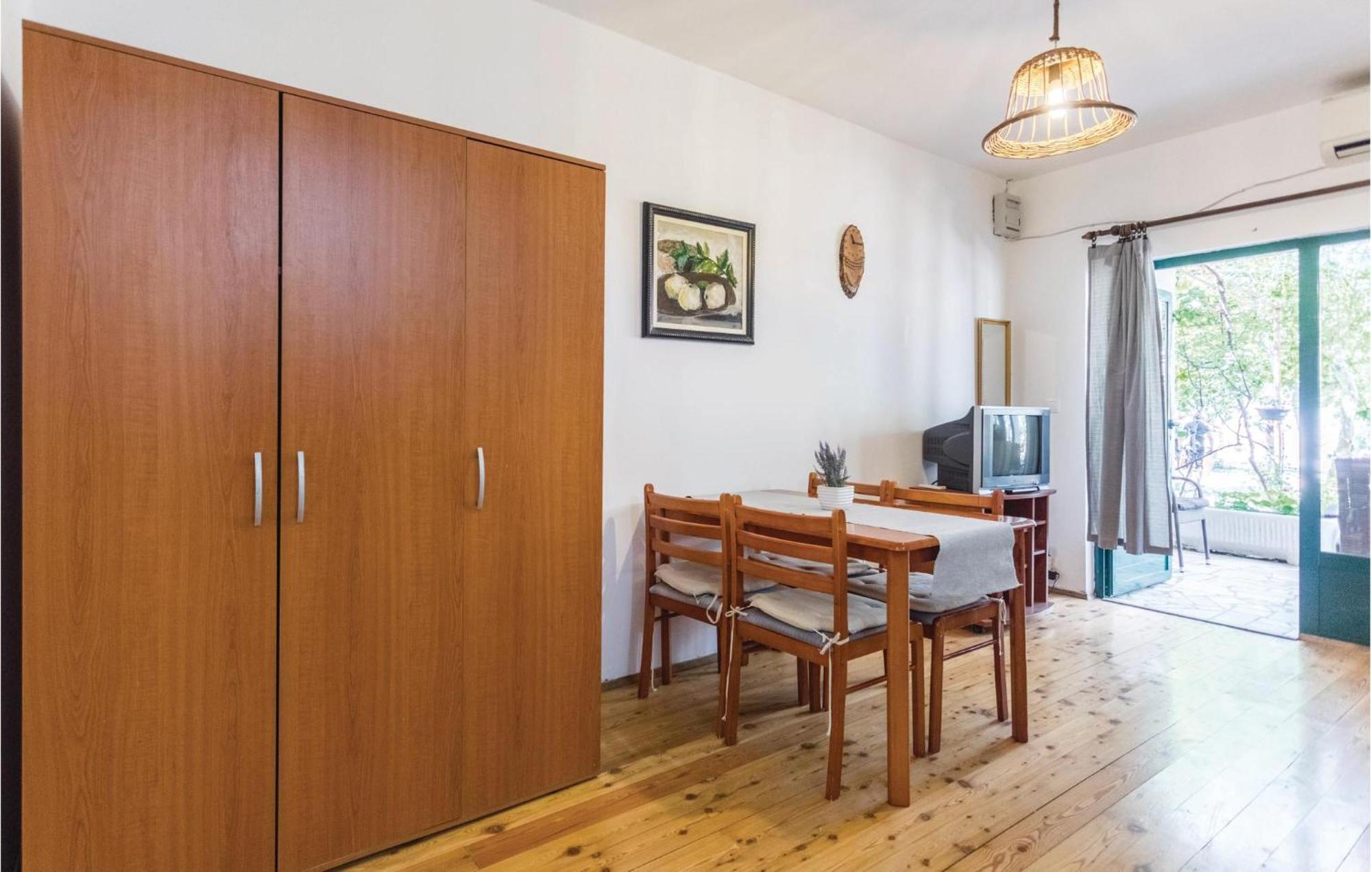 Awesome Apartment In Klek With Kitchen Dış mekan fotoğraf